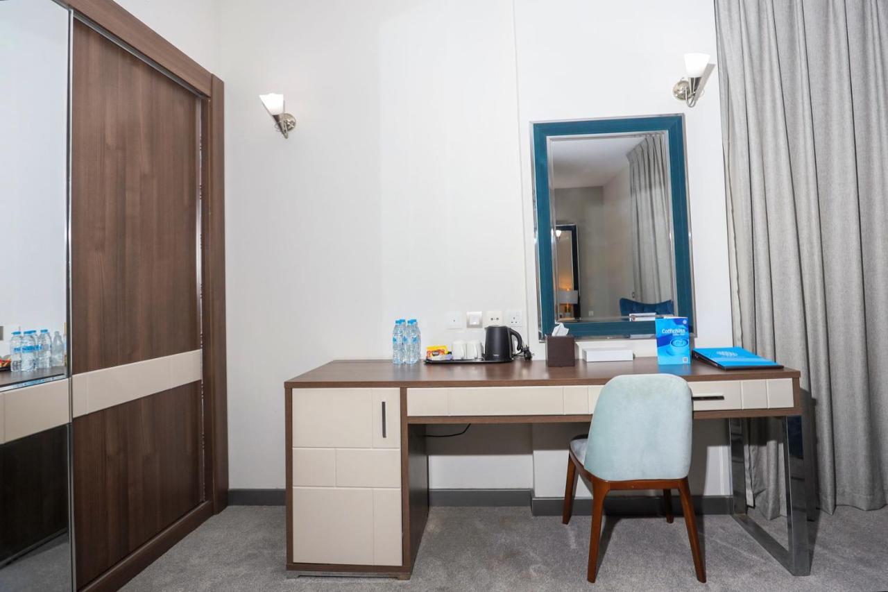 שארג'ה Al Azmy 116 Hotel מראה חיצוני תמונה